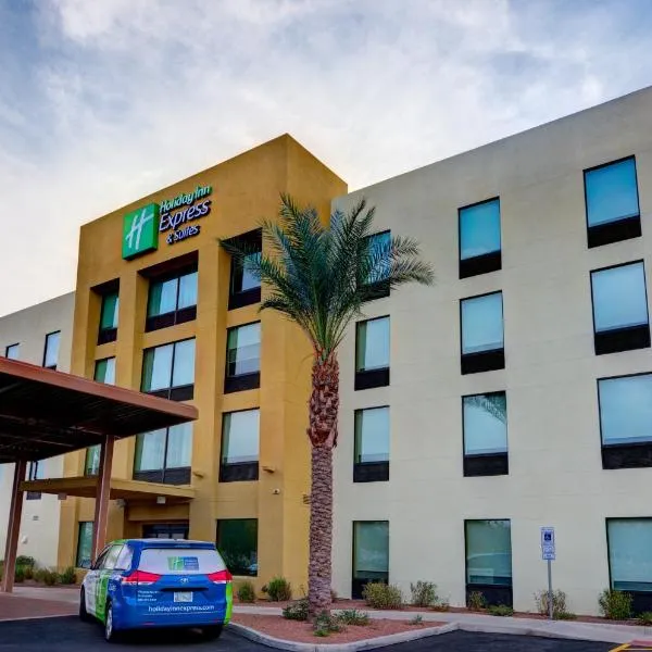 Holiday Inn Express & Suites - Phoenix North - Scottsdale, an IHG Hotel, hotel v destinaci Phoenix