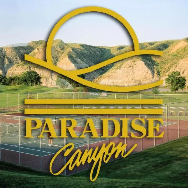 Paradise Canyon Golf Resort, Luxury Condo U409, hotel v destinaci Lethbridge