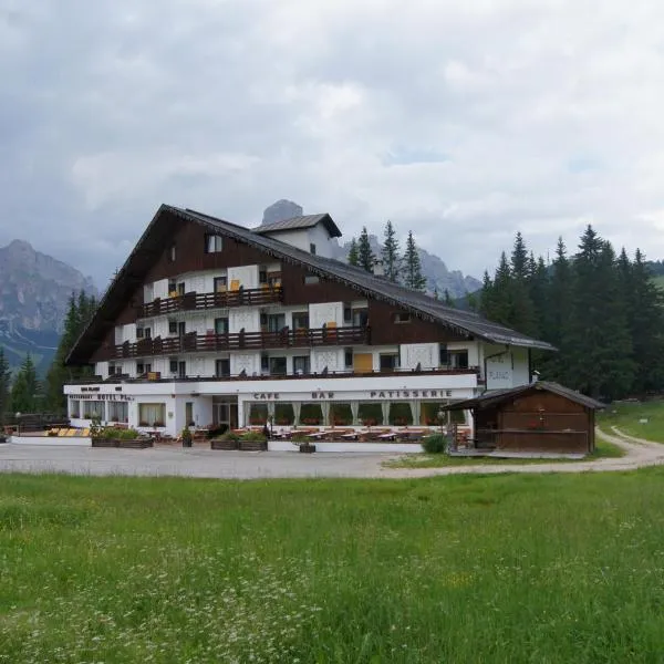 Hotel Planac, hotel din Corvara in Badia