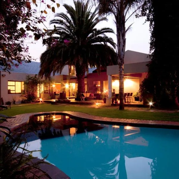 African Rock Hotel and Spa, hotel en Kempton Park