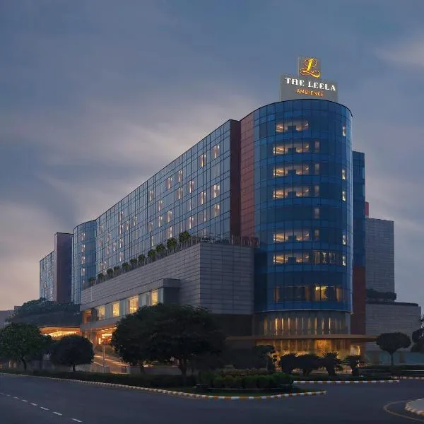 The Leela Ambience Gurugram Hotel & Residences, hotel i Gurgaon