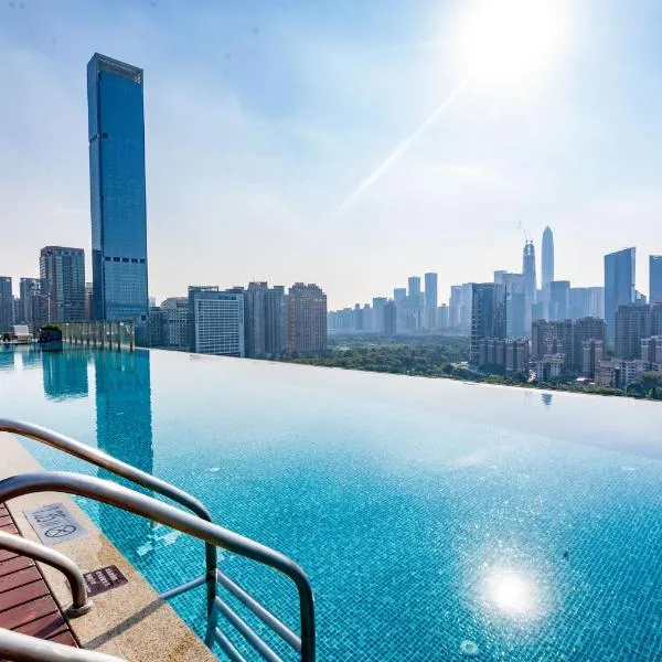 Fraser Suites Shenzhen, Near Huaqiang North Business Zone, Infinity pool, Offer 1 free breakfast, hotel di Shenzhen