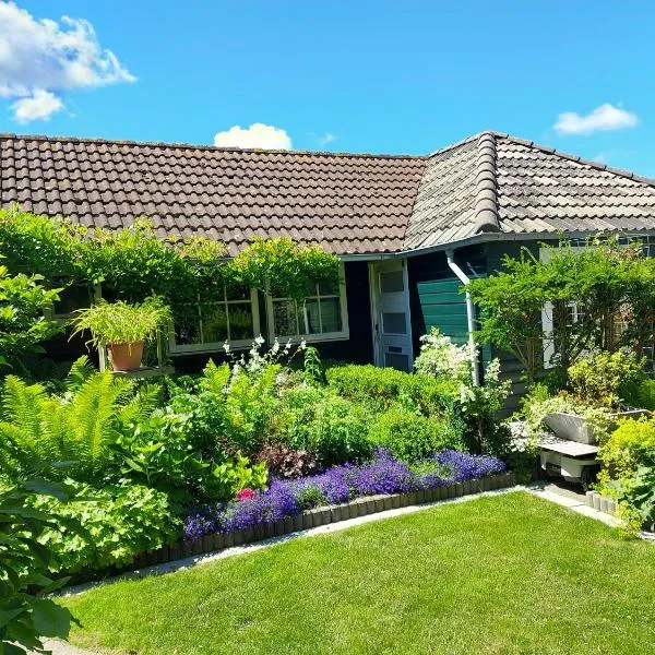 Holiday Home Canal View, hotelli kohteessa Castricum