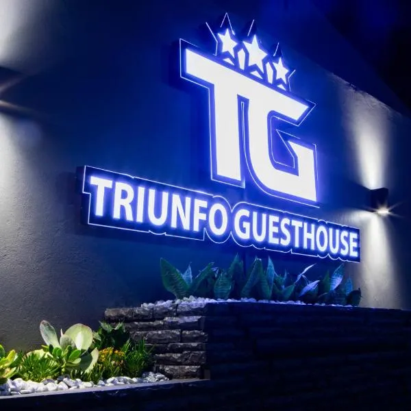 Triunfo Guest House, מלון בMarracuene