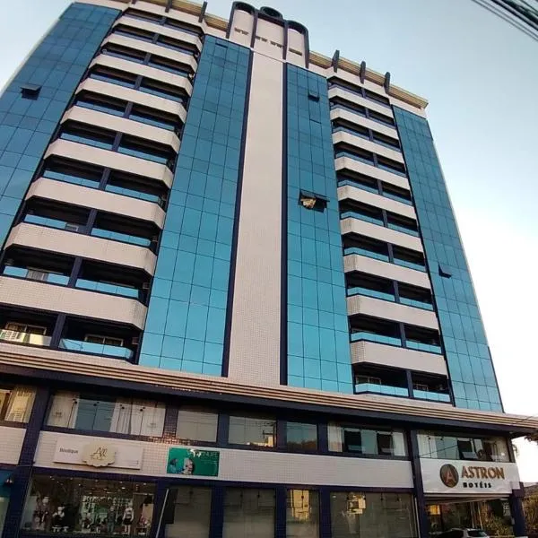 Astron Suítes São José dos Pinhais by Nobile: São José dos Pinhais'te bir otel