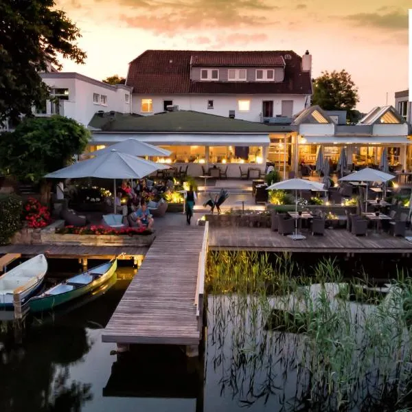 Hotel Der Seehof, hótel í Zarrentin