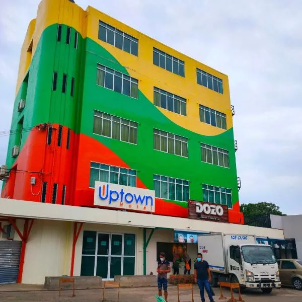 Uptown Hotel, hotelli kohteessa Semporna