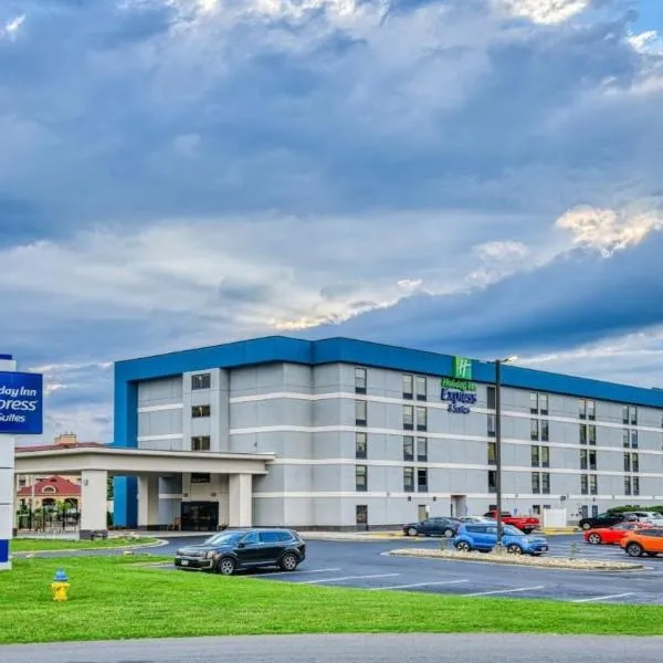 Holiday Inn Express Hotel & Suites Pigeon Forge, an IHG Hotel – hotel w mieście Pigeon Forge