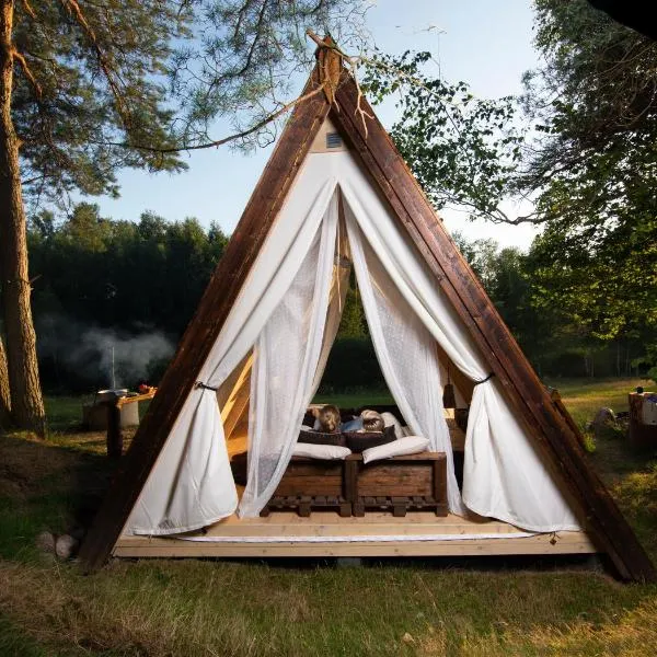 Sandfallet Glamping, hotel in Eldsberga