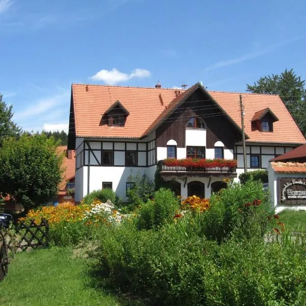 Gościniec Nowa Wioska, hotel u gradu Zagórze Śląskie