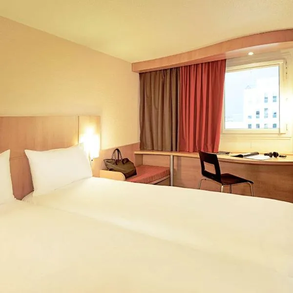 ibis Hotel Düsseldorf Hauptbahnhof: Düsseldorf'ta bir otel