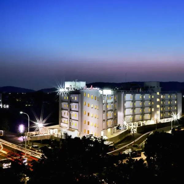 Downtown Business Hotel, hotel a Singapperumālkovil