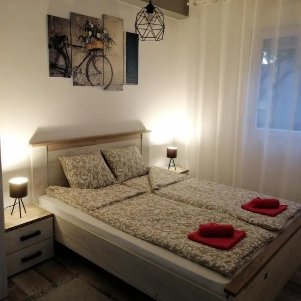 Apartman Petreš, viešbutis mieste Somboras