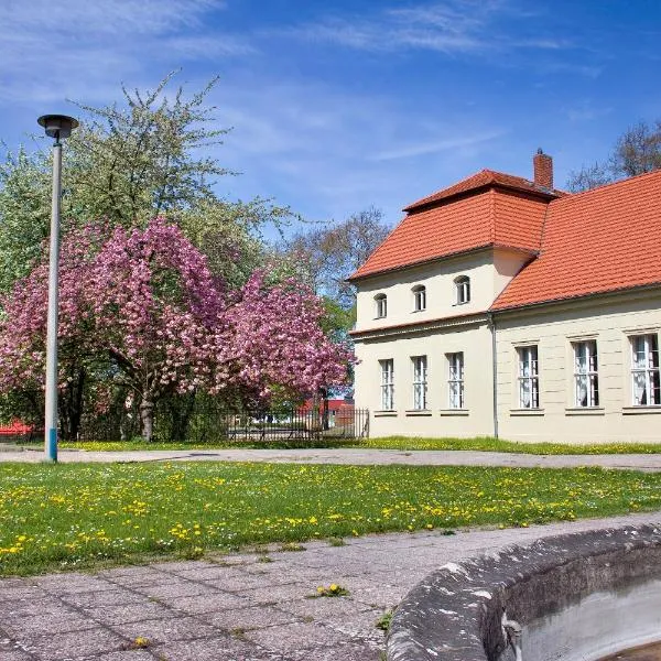 Gästehaus Schloss Plaue، فندق في براندنبورغ آن دير هافل