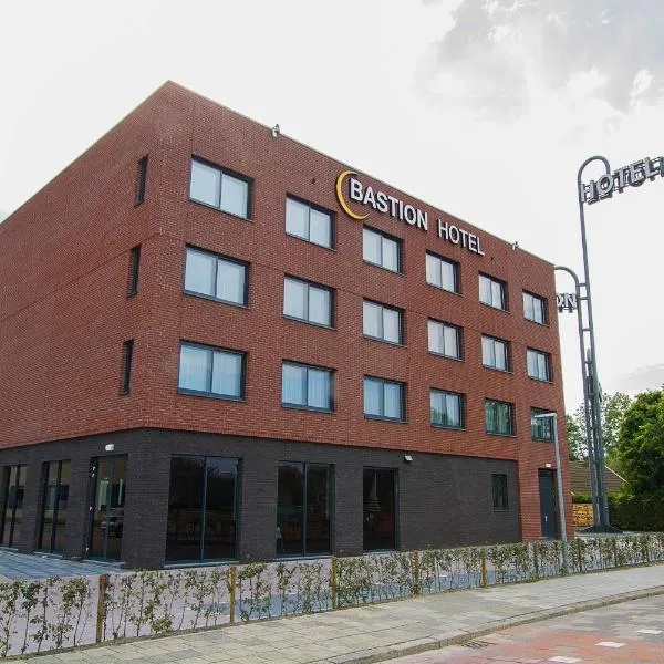 Bastion Hotel Leeuwarden, хотел в Леуварден