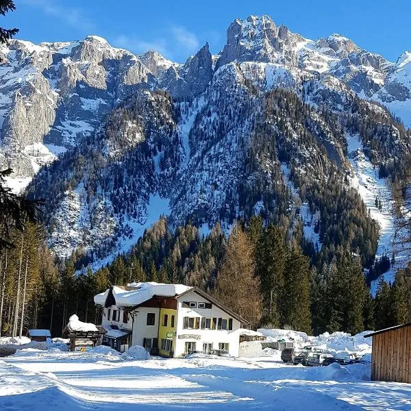 Hotel Ristorante Genzianella, hotell i Campodenno