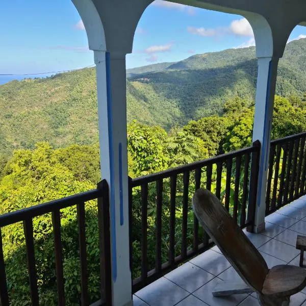 Peaceful House, hotel sa Vieux-Habitants