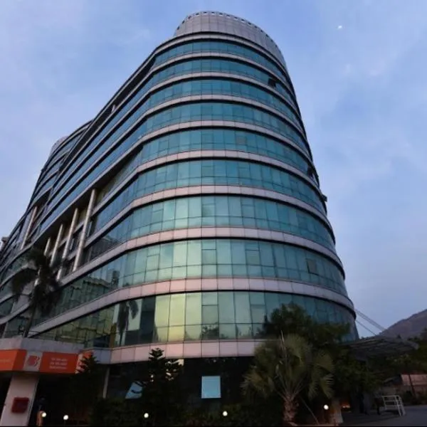 Hotel Mumbai House Airoli, Navi Mumbai โรงแรมในKolshet