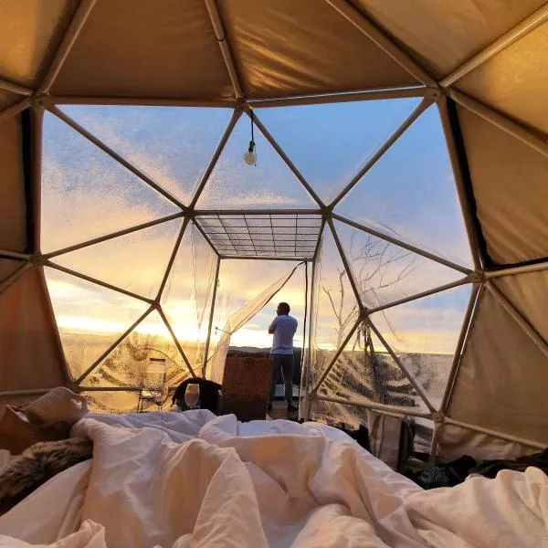 Glamping La Montaña Sagrada, hotel din Versalles