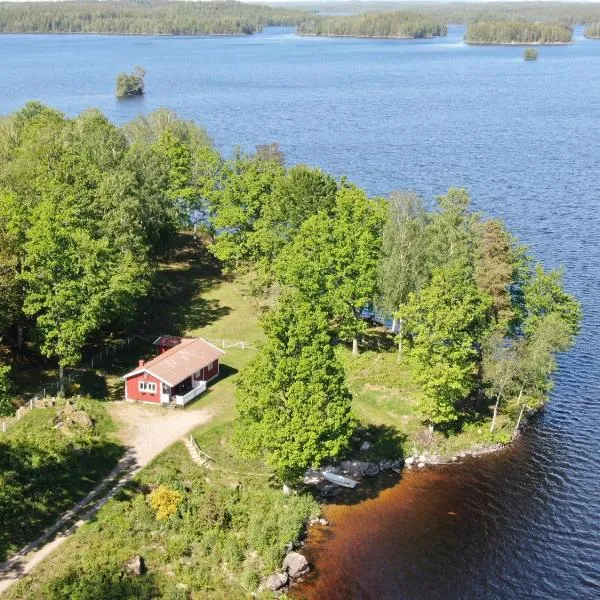 Joarsbo, Stuga 1, Sjölyckan, hotel en Smålandsstenar