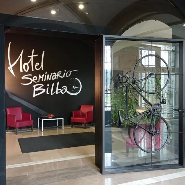 Hotel Seminario Aeropuerto Bilbao, hotell i Derio