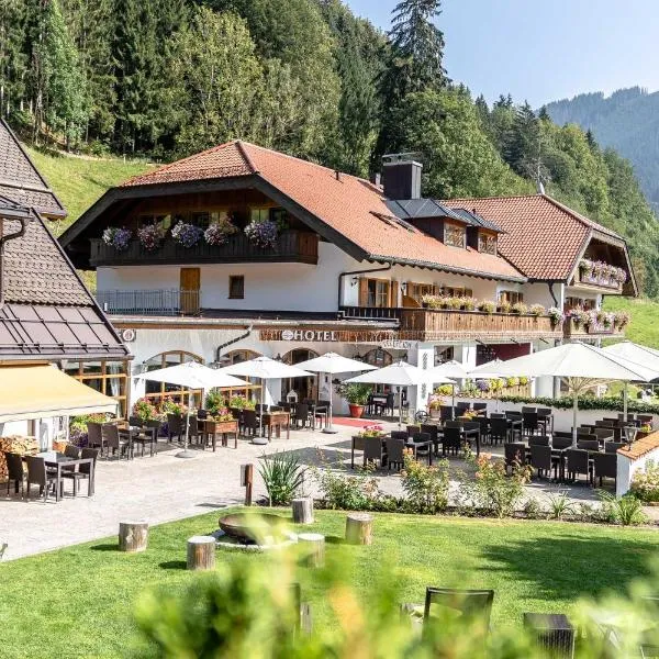 Hotel Blaue Gams ***S, hótel í Linderhof