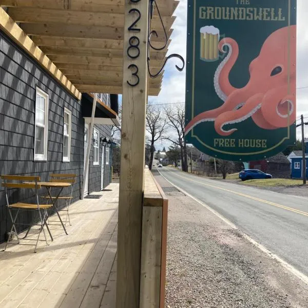 Groundswell Pub & Inn, hotel di Grand River