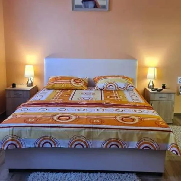 ALES apartman, viešbutis mieste Somboras