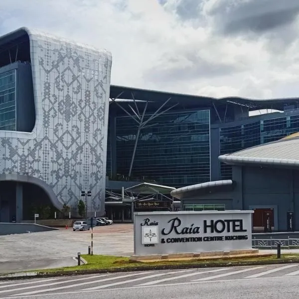 Raia Hotel & Convention Centre Kuching, hotel v mestu Kuching