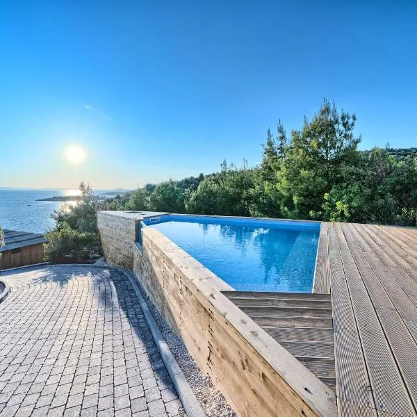 Golden Haven Luxe Glamp Resort, hotel a Vodice