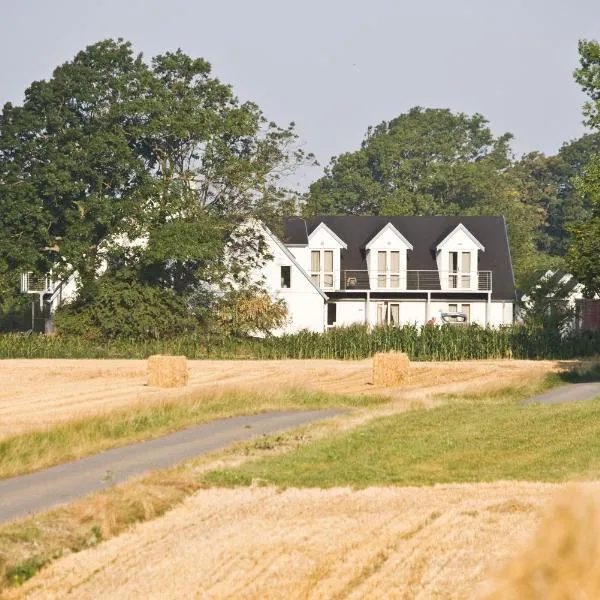 Quistgaarden Bed & Breakfast, hótel í Karrebæksminde