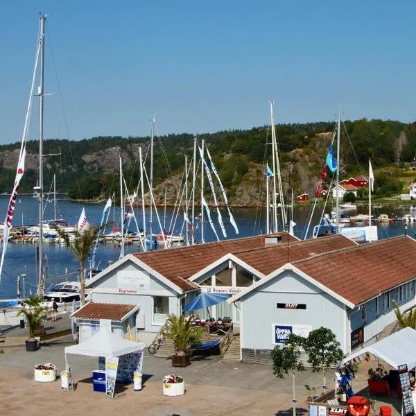 Apartments in Henån, hotel in Henån