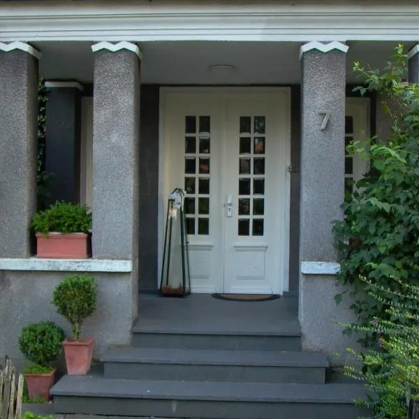 Altes Landhaus am Park, hotel en Xanten