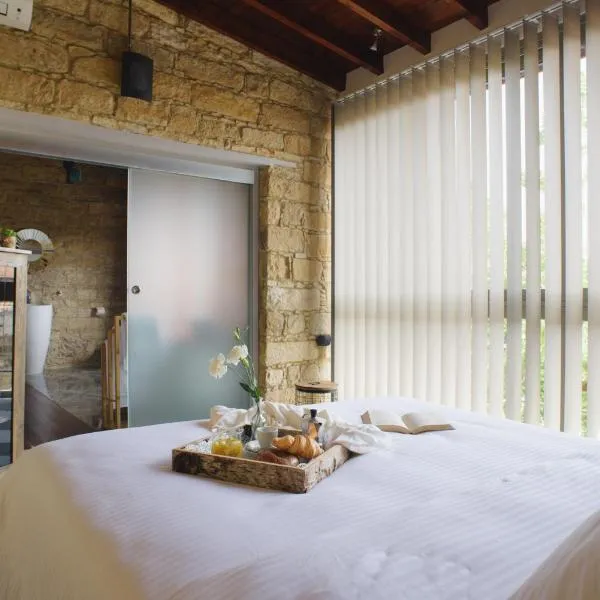 Serenity Boutique House, מלון בVouni