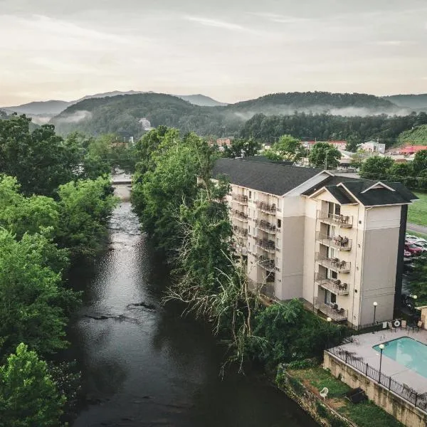 Twin Mountain Inn & Suites, viešbutis mieste Pidžen Fordžas