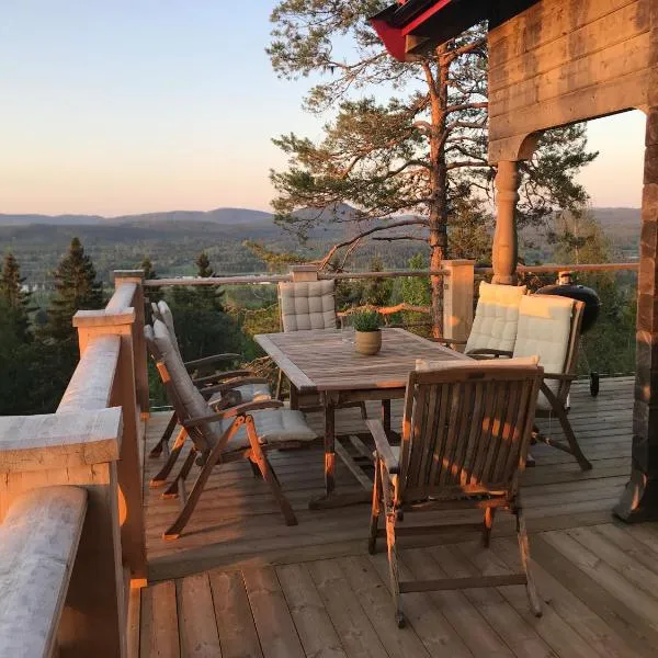 Alpstigen 10A - Newly built sports lodge with amazing views, hotel sa Järvsö