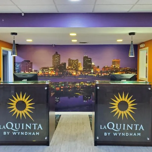 La Quinta by Wyndham Memphis Airport Graceland, hotell i Memphis