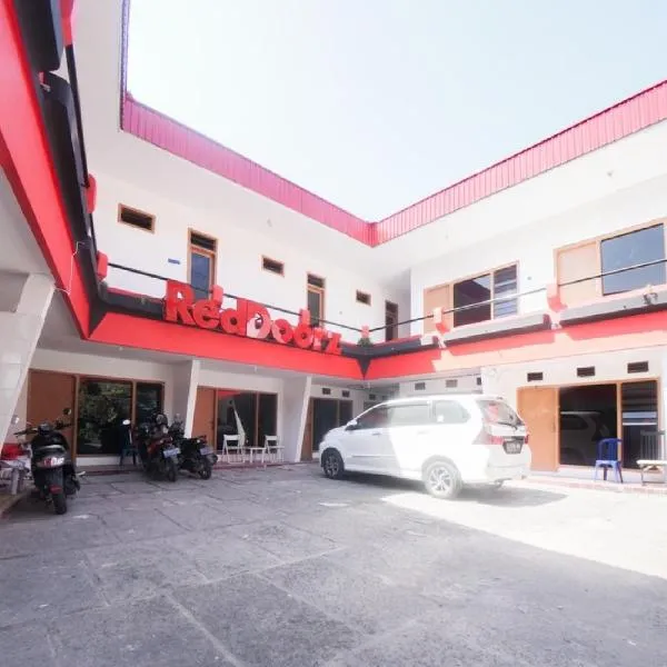 RedDoorz @ Tretes 2: Pasuruan şehrinde bir otel