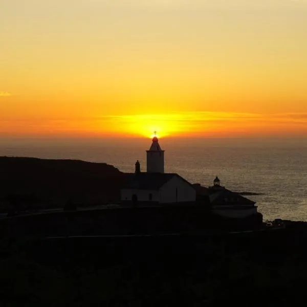 EL CAMBARAL del PUERTO, hotel Luarcában