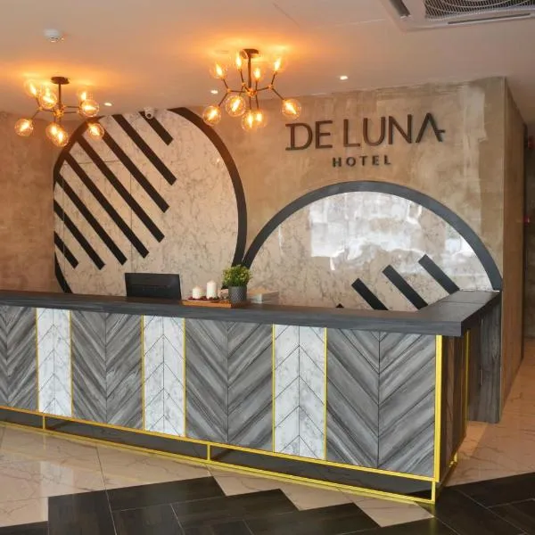 De Luna Hotel Sri Petaling, хотел в Куала Лумпур