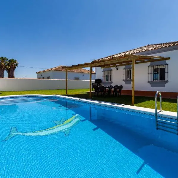 Chalet Isla del Sotillo, ξενοδοχείο σε Chiclana de la Frontera