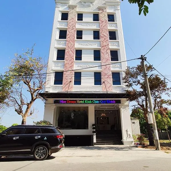 Nice Dream Hotel โรงแรมในVĩnh Yên