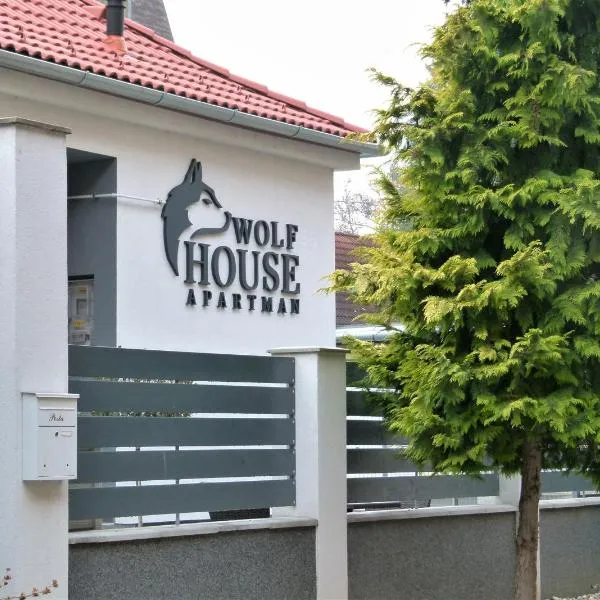 Wolf House Apartman, готель у місті Залаегерсег