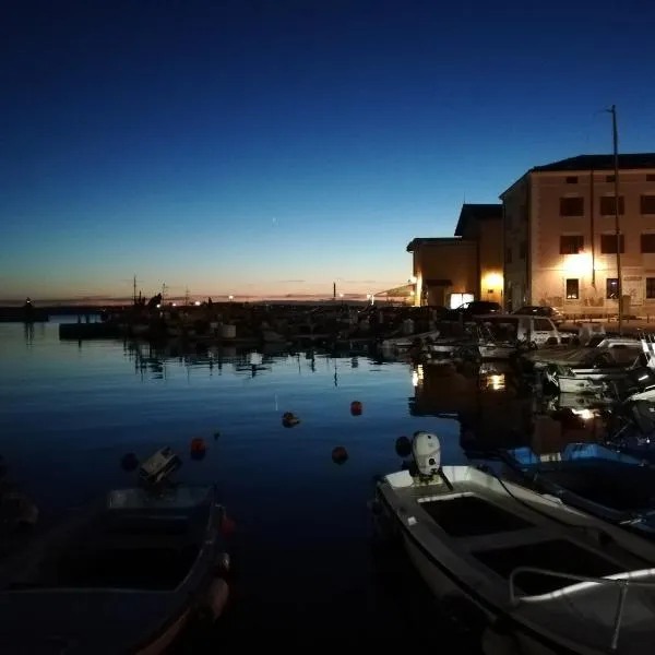 Casa Al Porto Antico, hotel Piranban