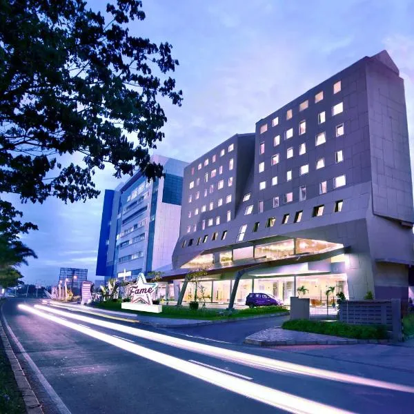 Fame Hotel Gading Serpong – hotel w mieście Cisauk 1