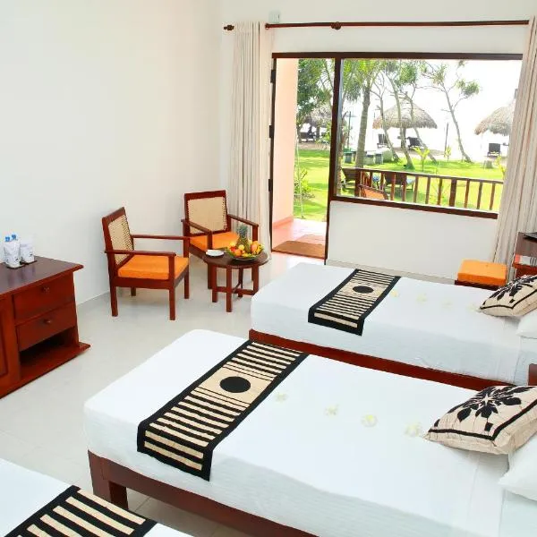 Sea Rock Villa, hotel em Matugama