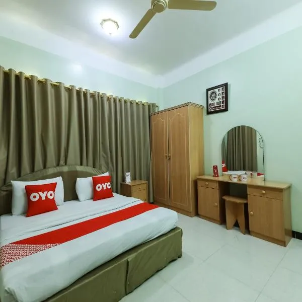 Super OYO 108 Marsa Al Masafar Hotel Apartment: Gharayfah şehrinde bir otel