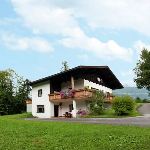 Ferienwohnung im Haus Maria, hotelli kohteessa Golling an der Salzach