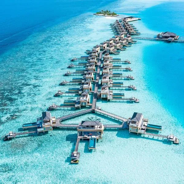 Angsana Velavaru - 20 percent off on Return Sea Plane Transfers, Spa, F&B and Watersports till 27th Dec 2024, hotel en Magoodhoo