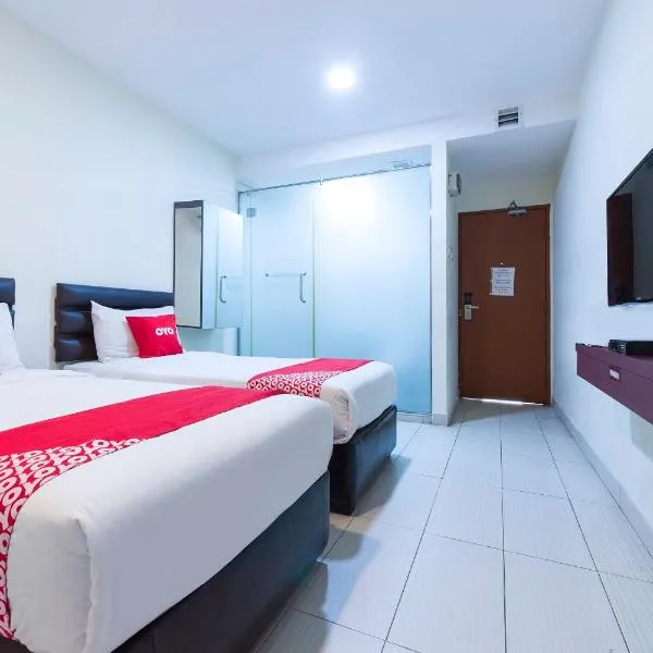 Viesnīca Super OYO 90385 H3 Hotel pilsētā Yong Peng